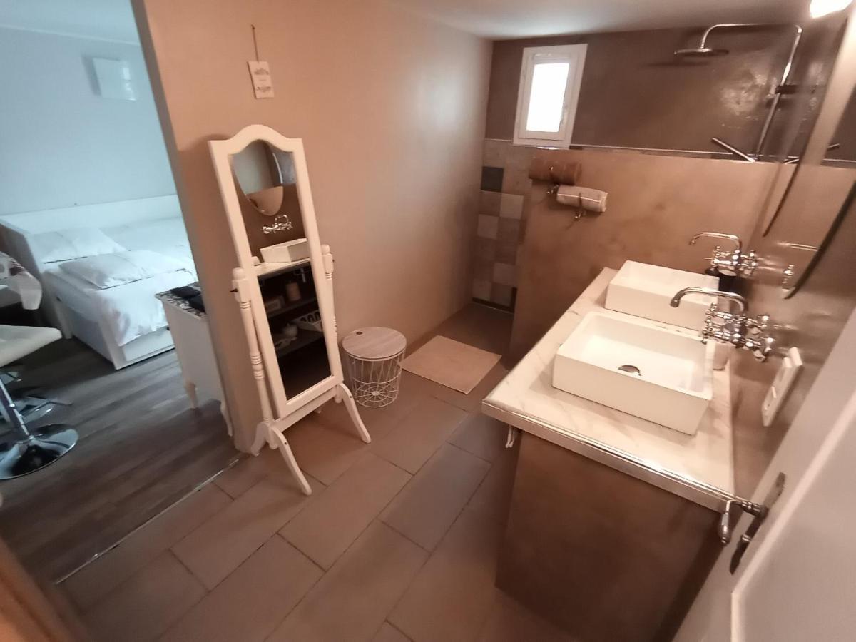 Au Coeur du Luberon Hotel Cavaillon Eksteriør billede